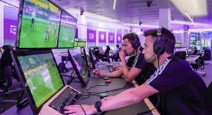 《生化危机9：安魂曲》双主角有两种不同的玩法风格