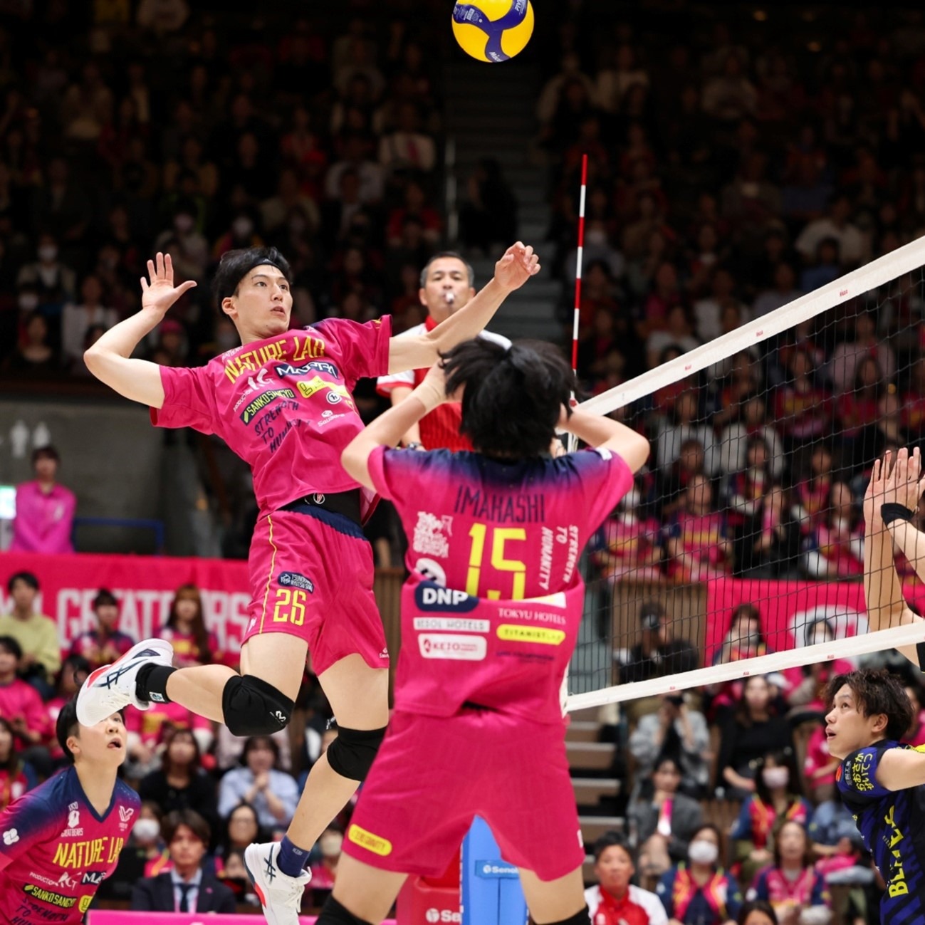 追光丨拒绝单纯“卷”规模，这座滑雪场竞逐新赛道